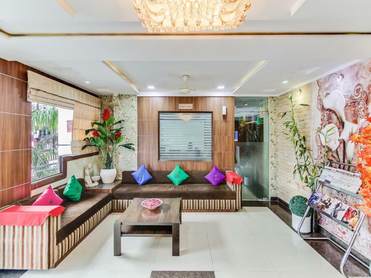 Capital O 32619 Hotel Sugar Palm Gválijar Kültér fotó